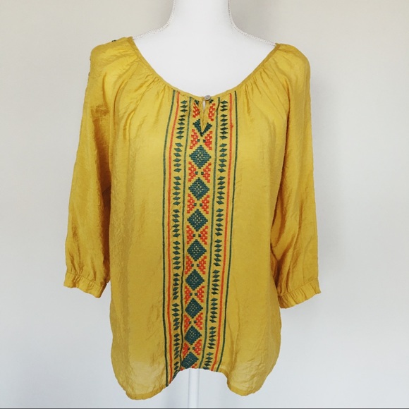 🌸 Umgee Peasant Blouse with Embroidered Detail - Picture 1 of 4